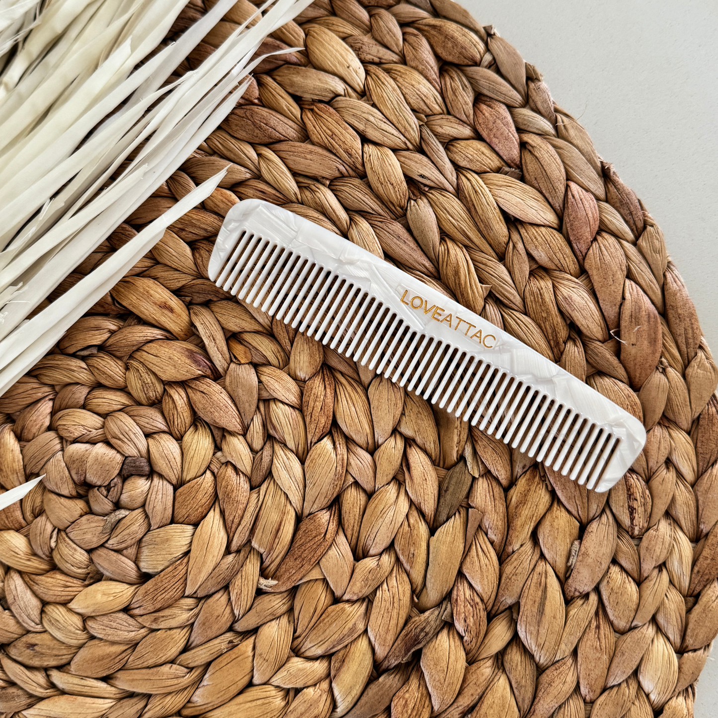 Peigne à cheveux en acétate de cellulose à dents fines
